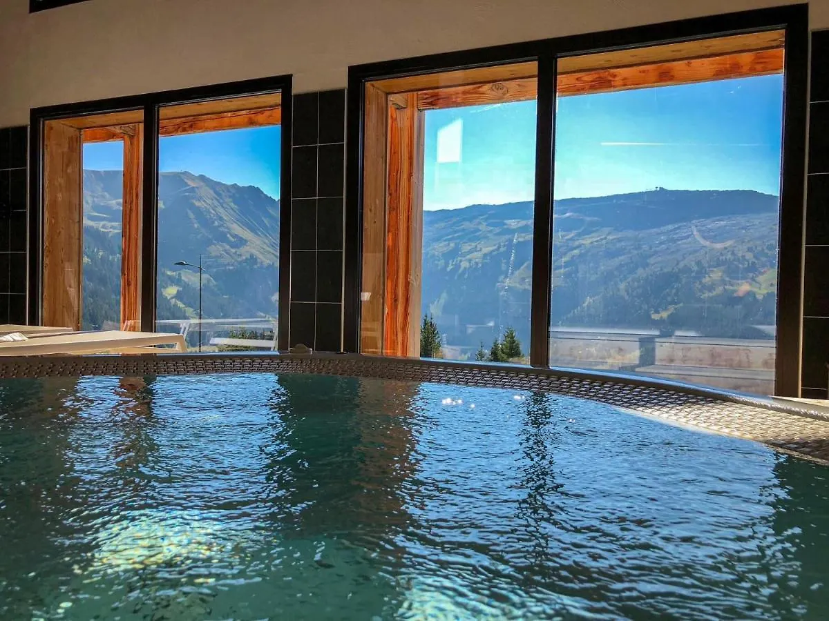 Authentic Apartment Located In The Le Grand Massif Ski Area Arâches 0*,  Francia